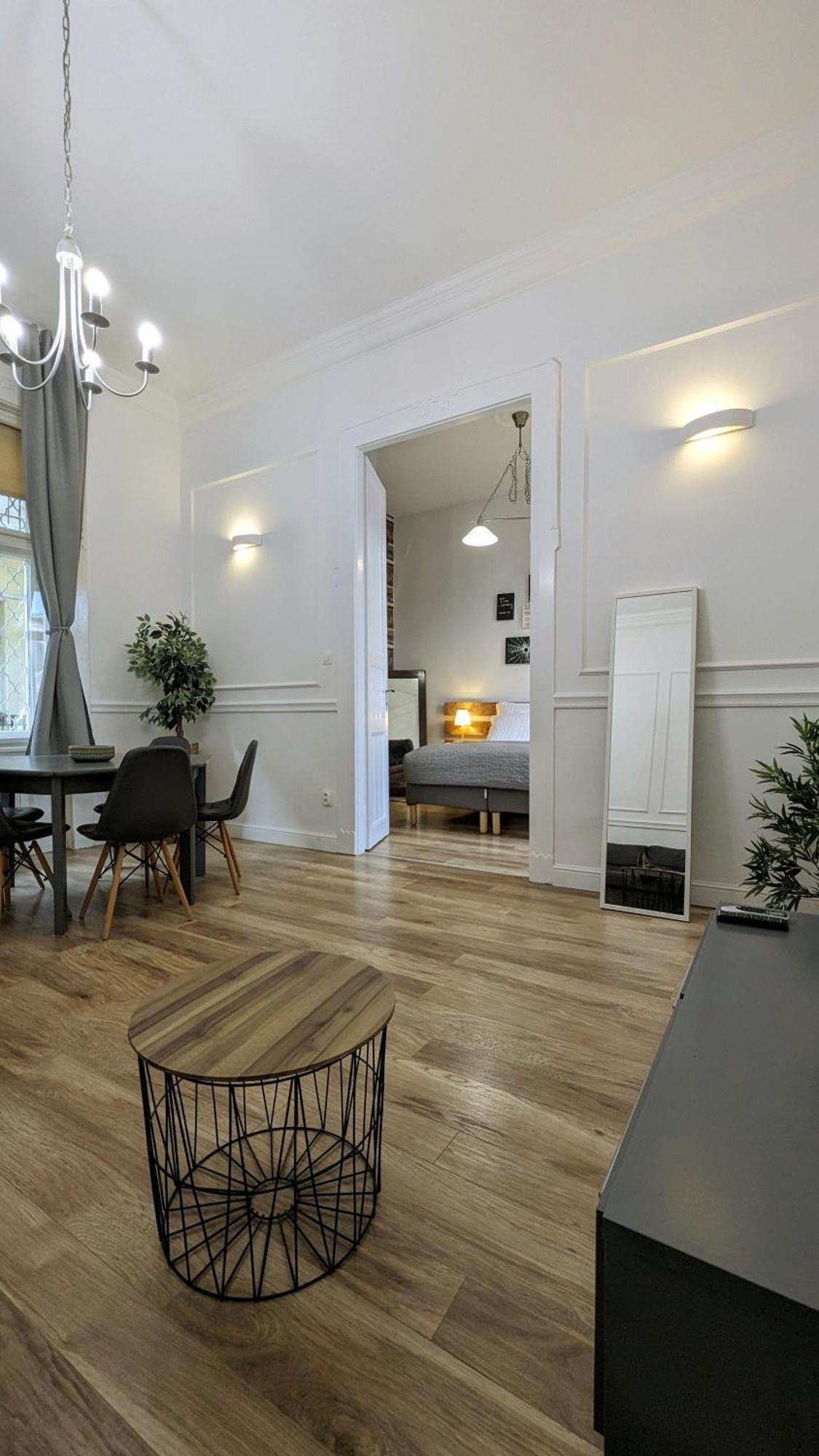 Apartament 3 In The Beautiful Street *