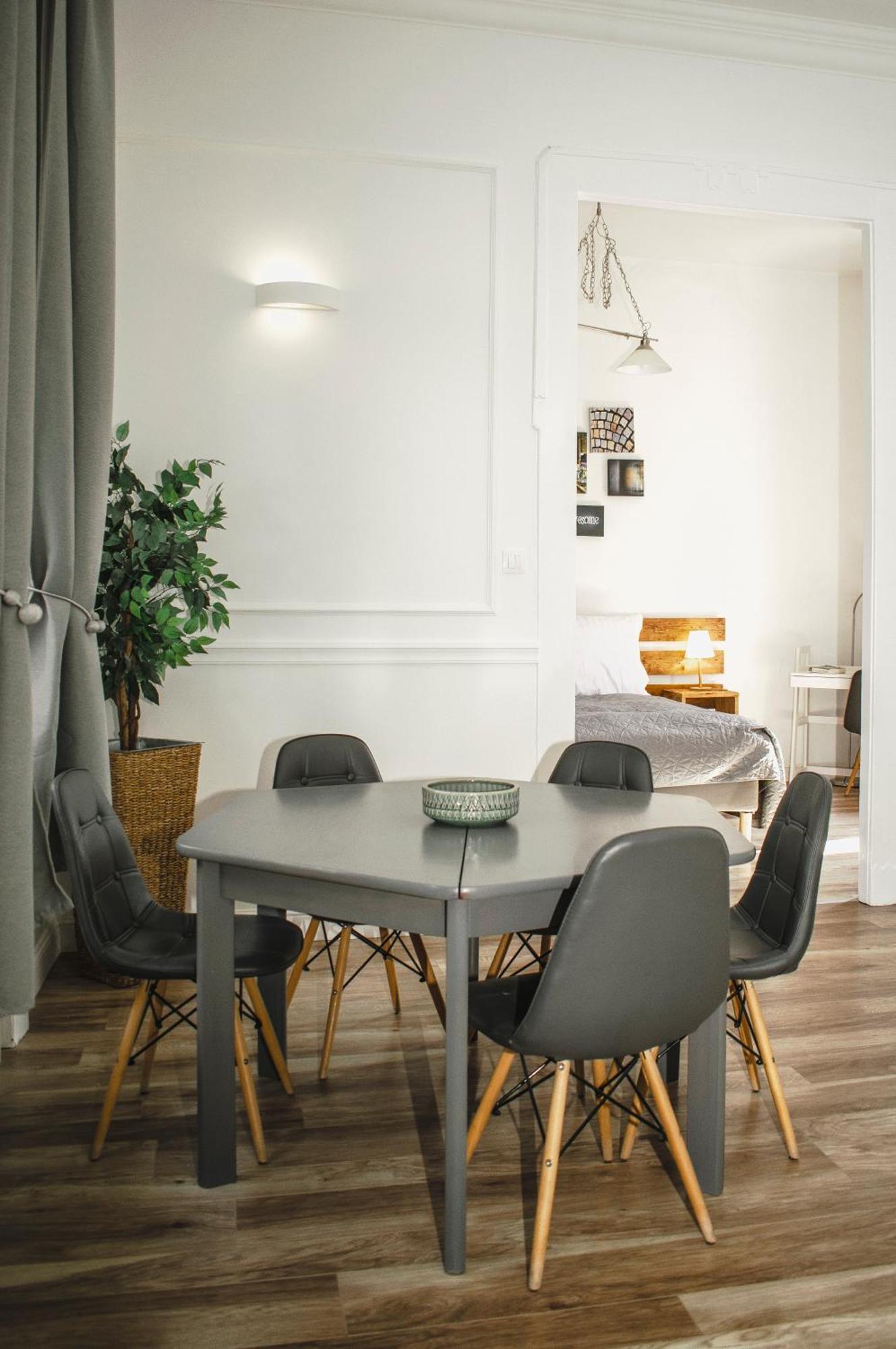 3 In The Beautiful Street Apartament *