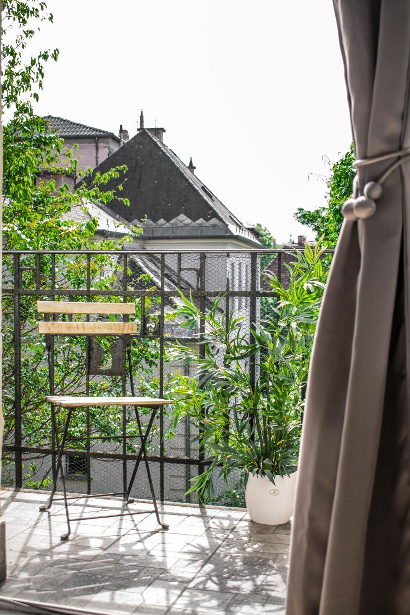 Apartament 3 In The Beautiful Street