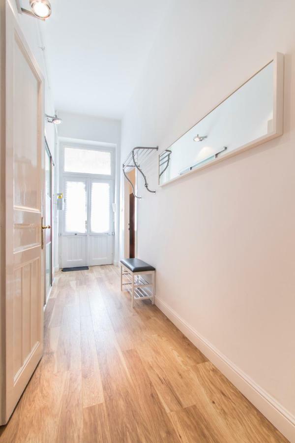 3 In The Beautiful Street Apartament Budapeszt